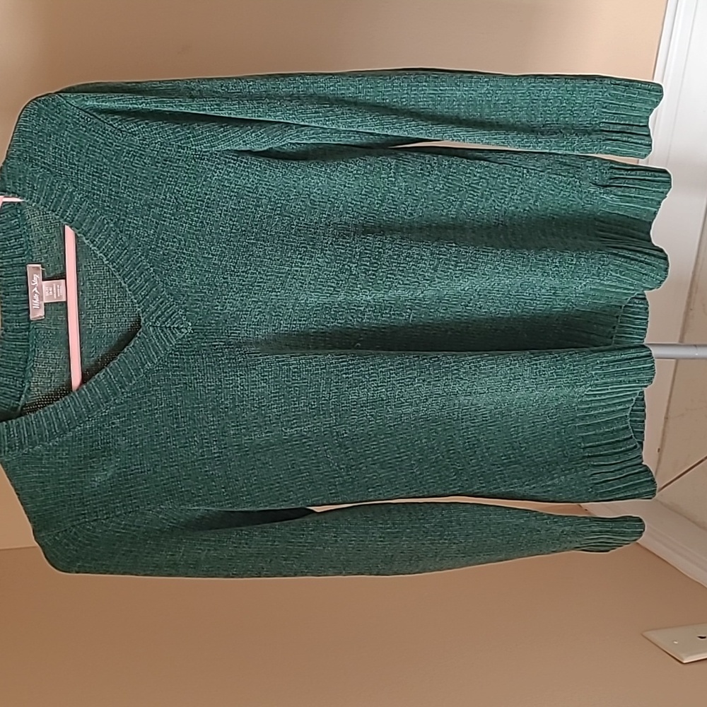 Sweater - Picture 2 of 2